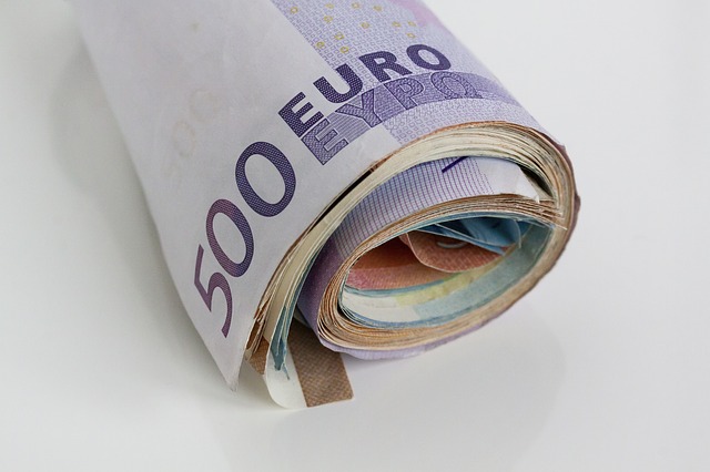 rolička euro bankovek
